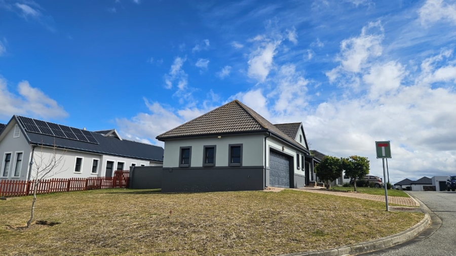 2 Bedroom Property for Sale in Blue Mountain Village Western Cape